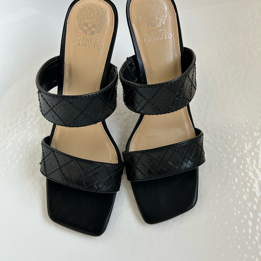 Vince Camuto Black Sandals 9M
